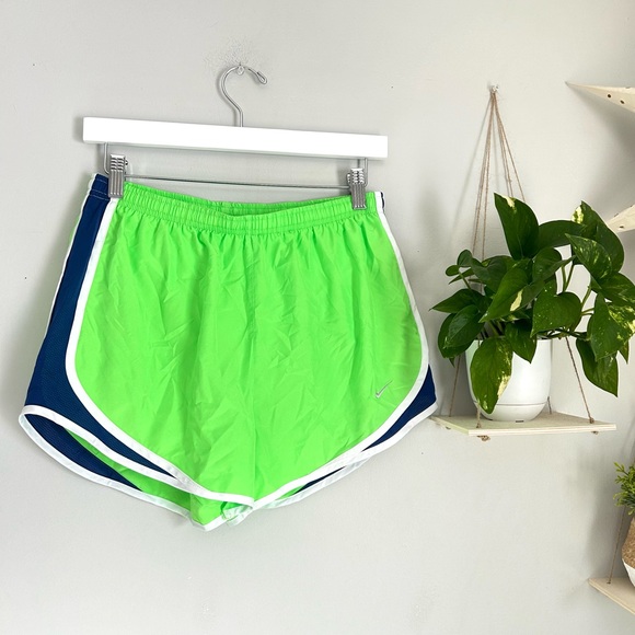 Nike Pants - 🩷NIKE DRI-FIT TEMPO CLASSIC RUNNING ATHLETIC SHORTS GREEN NEON SIZE MEDIUM